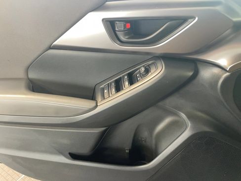 Used 2025 Subaru Impreza 2.0i image 6