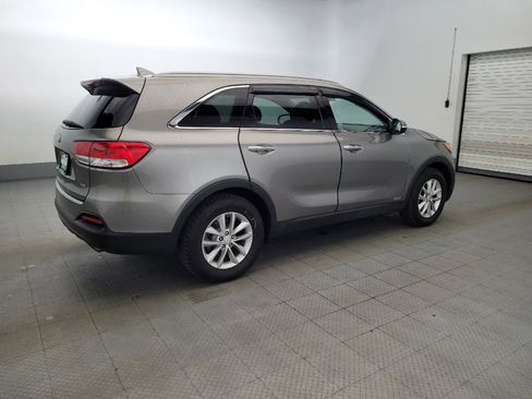 Used 2018 Kia Sorento AWD image 10
