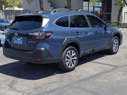 Used 2025 Subaru Outback Premium w/ Popular Package #1A AWD/4WD image 2