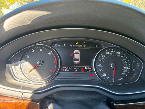 Used 2019 Audi A4 2.0T Premium w/ Convenience Package image 27