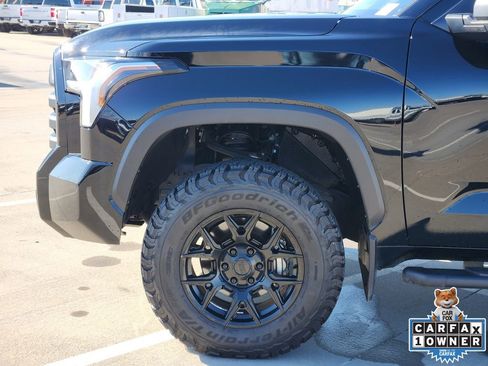 Used 2024 Toyota Tundra SR5 image 9