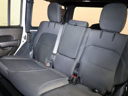 Used 2022 Jeep Wrangler Unlimited Rubicon 4xe w/ Safety Group image 10