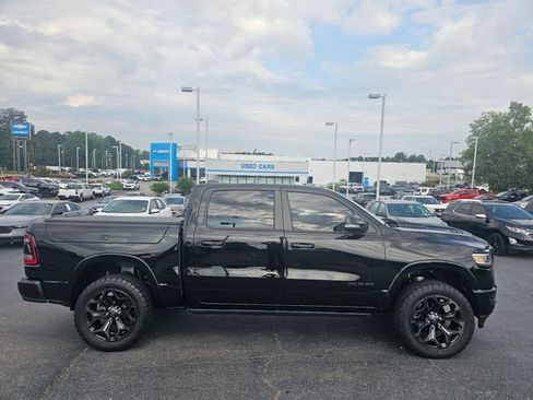 Used 2020 RAM 1500 Limited w/ Black Appearance Package AWD/4WD image 9