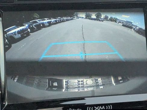 Used 2019 Toyota Tundra Platinum AWD/4WD image 25