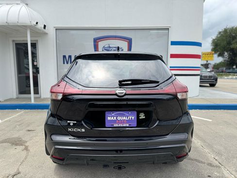 Used 2024 Nissan Kicks S FWD image 33