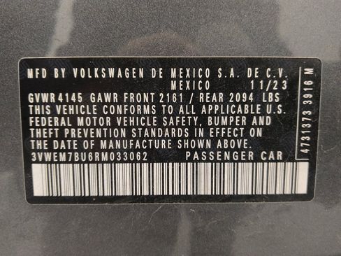 Used 2024 Volkswagen Jetta SE image 33