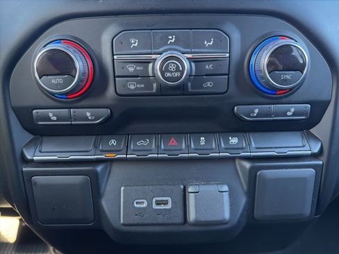 Certified 2021 Chevrolet Silverado 1500 LT image 22