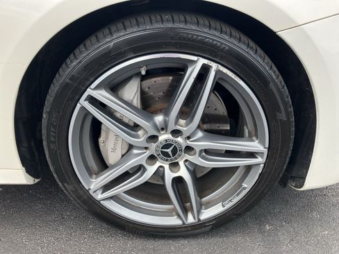 Used 2019 Mercedes-Benz E 300 4MATIC image 10