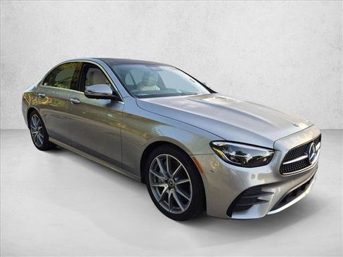 Used 2022 Mercedes-Benz E 350 Sedan w/ Warmth & Comfort Package image 2