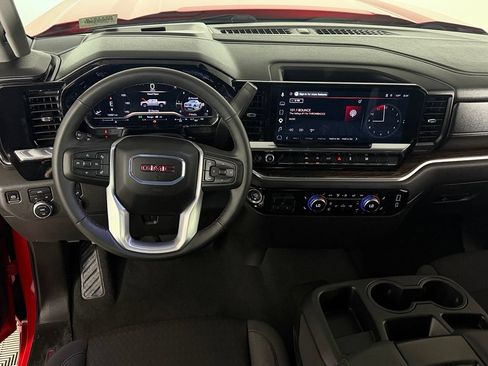Used 2025 GMC Sierra 1500 Elevation AWD/4WD image 13