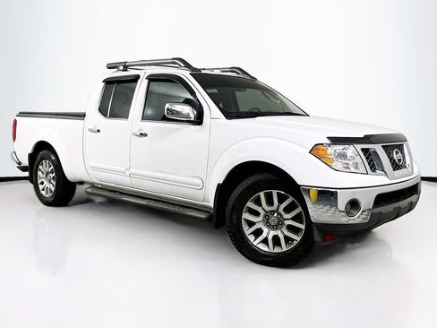 Used 2010 Nissan Frontier LE w/ LE Value Truck Pkg image 1