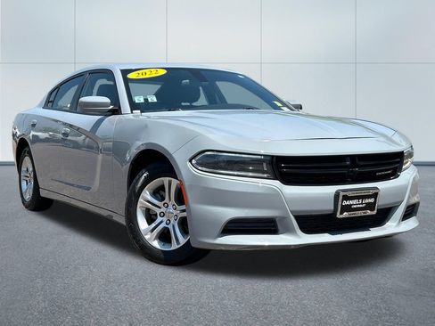 Used 2022 Dodge Charger SXT w/ Cold Weather Package RWD image 31