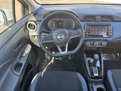 Used 2025 Nissan Versa SV FWD image 32