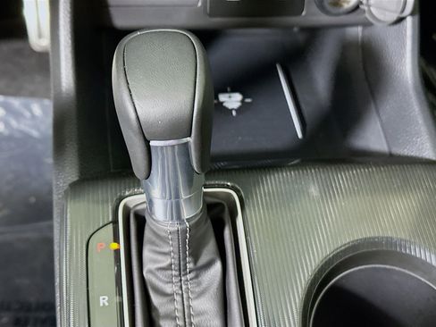 Used 2025 Honda Civic Sport image 21