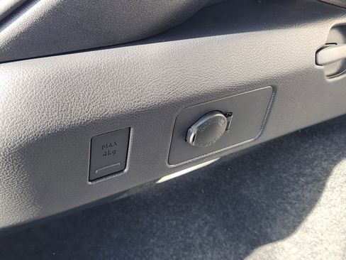 New 2026 Lexus UX 300h FWD image 24