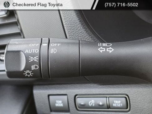 Used 2022 Nissan Frontier PRO-4X image 28