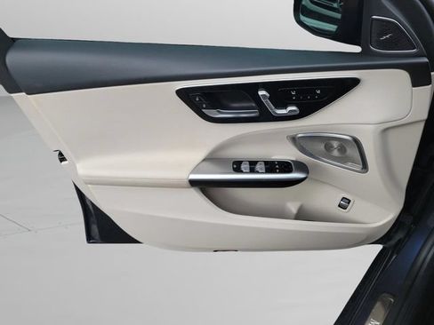 Used 2024 Mercedes-Benz C 300 Sedan image 14