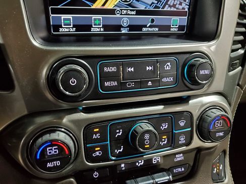 Used 2017 Chevrolet Tahoe LT RWD image 38