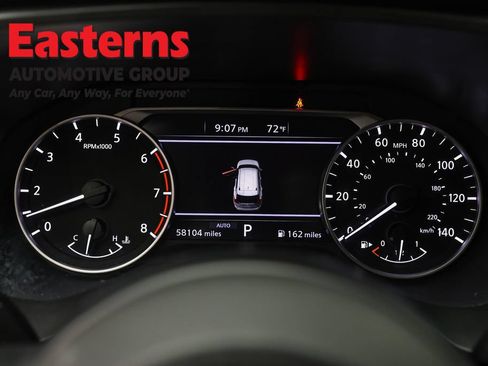 Used 2024 Nissan Rogue S AWD/4WD image 18