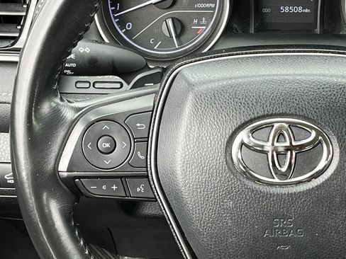 Used 2023 Toyota Camry SE FWD image 12