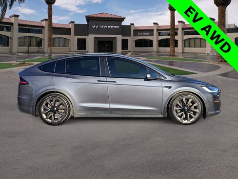 Used 2023 Tesla Model X AWD/4WD image 9