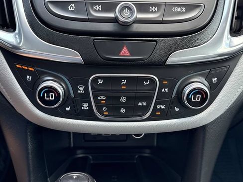 Used 2020 Chevrolet Equinox Premier FWD image 20