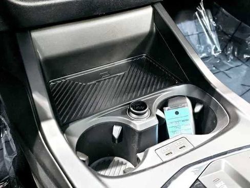 Certified 2025 BMW 228i xDrive w/ Premium Package AWD/4WD image 19