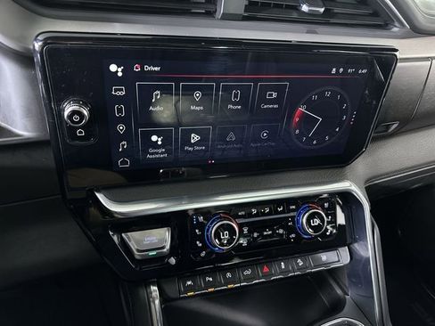 Used 2023 GMC Sierra 1500 Denali AWD/4WD image 14