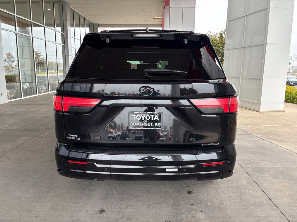 Certified 2025 Toyota Sequoia Limited w/ Tow Technology Package AWD/4WD image 7