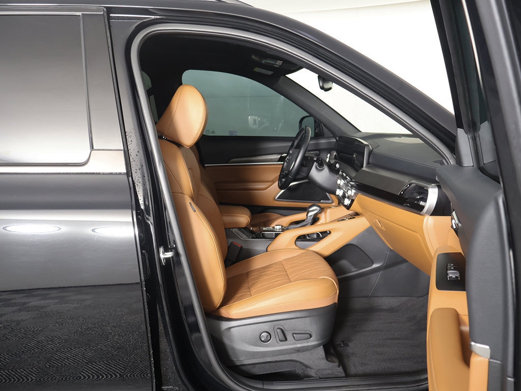 Used 2025 Kia Telluride EX X-Line AWD/4WD image 30