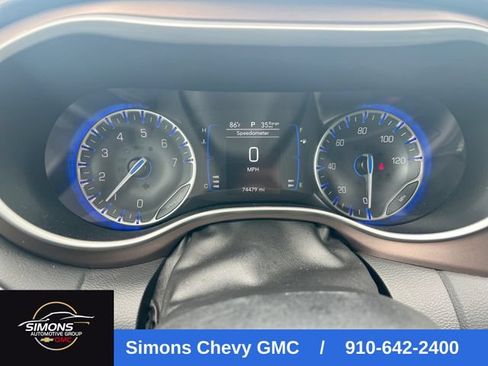 Used 2023 Chrysler Voyager LX FWD image 11