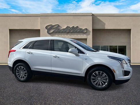Used 2019 Cadillac XT5 Luxury image 1