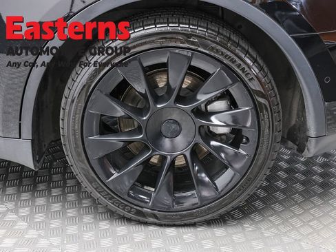 Used 2021 Tesla Model Y Long Range AWD/4WD image 8