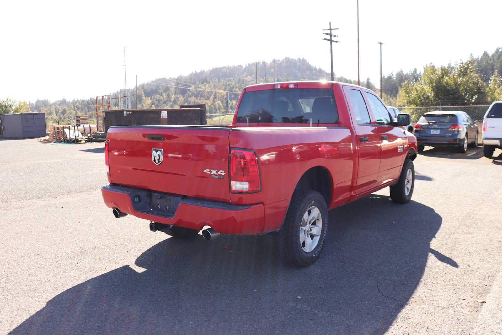 Used 2017 RAM 1500 Express AWD/4WD image 5