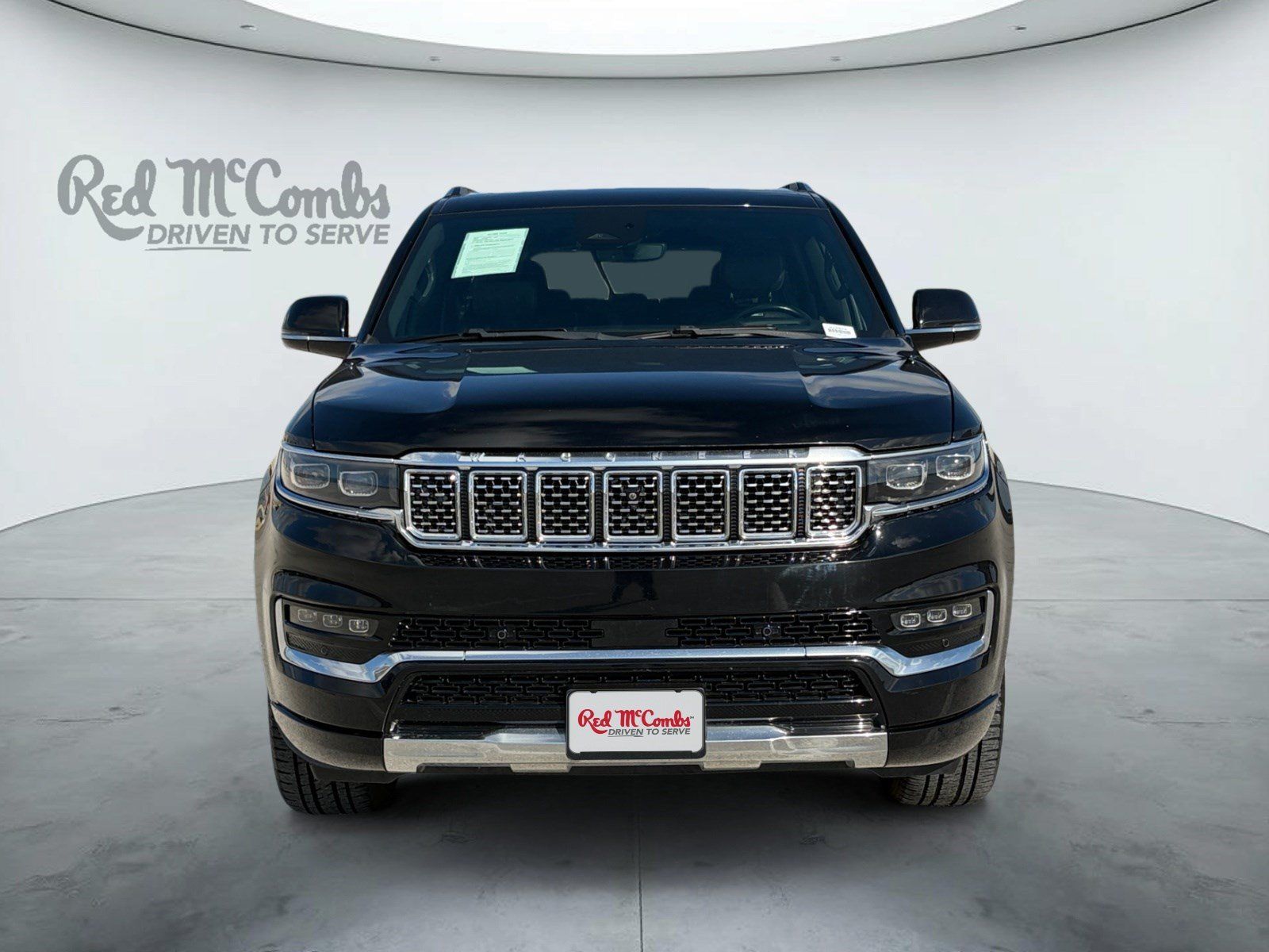 Used 2022 Jeep Grand Wagoneer Series I AWD/4WD image 2