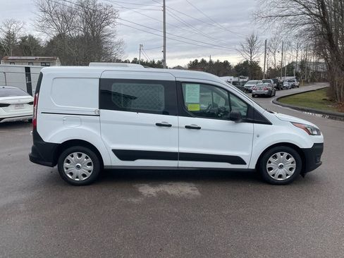 Used 2022 Ford Transit Connect XL FWD image 4