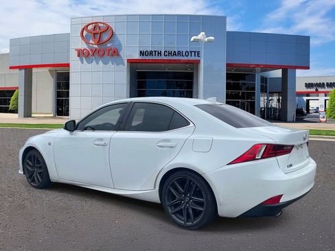 Used 2016 Lexus IS 200t w/ F Sport Package RWD image 4