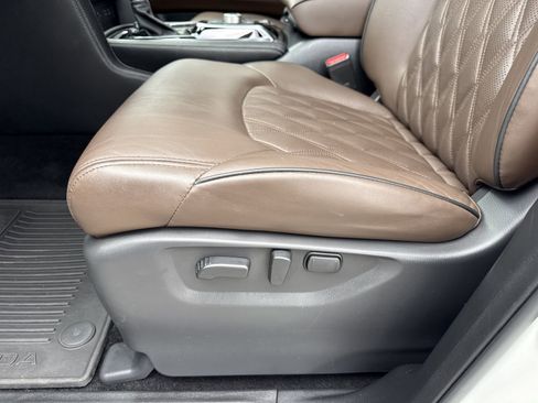 Used 2023 Nissan Armada Platinum w/ Captain's Chairs Package image 23