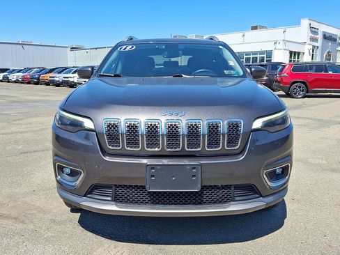 Used 2019 Jeep Cherokee Limited AWD/4WD image 2