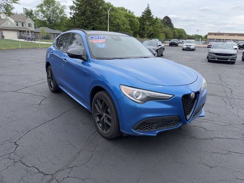 Used 2020 Alfa Romeo Stelvio Sport w/ Quick Order Package 22J Sport AWD/4WD image 4