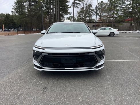 Certified 2025 Hyundai Sonata SEL image 3