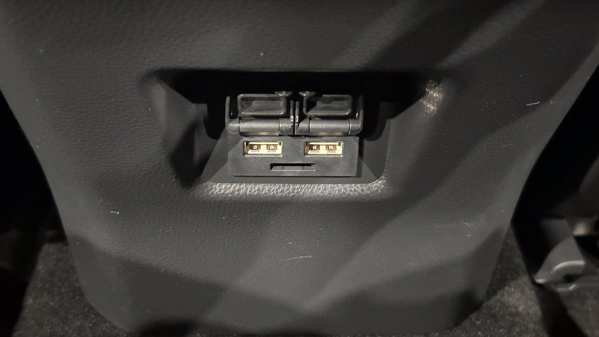 Used 2021 Toyota RAV4 Limited w/ Limited Grade Weather Package AWD/4WD image 80