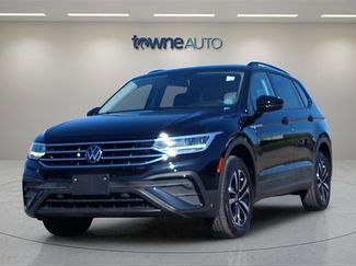 Used 2022 Volkswagen Tiguan S image 1