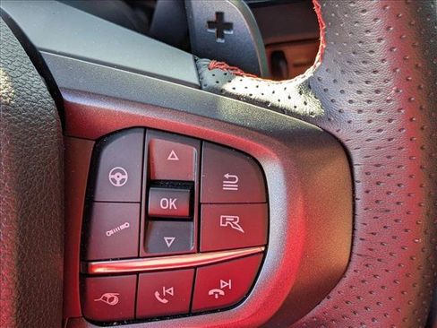 Used 2025 Ford Ranger Raptor image 9