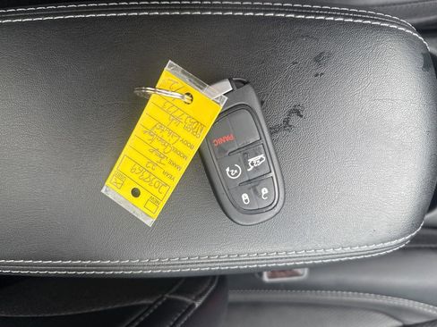 Used 2022 Jeep Cherokee Limited w/ Elite Package image 52