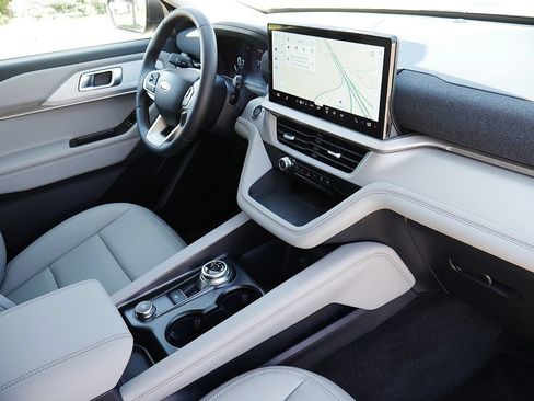 New 2026 Ford Explorer Active w/ Active Comfort Package AWD/4WD image 37