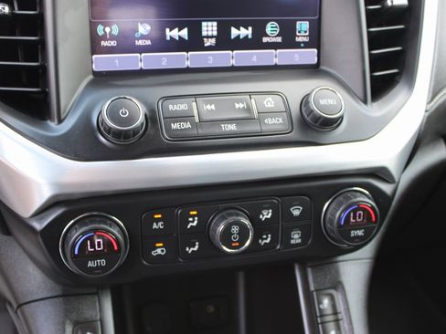 Used 2019 GMC Acadia SLT image 26