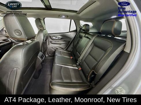 Used 2024 GMC Terrain AT4 image 12