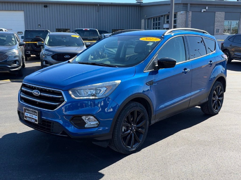 Certified 2017 Ford Escape SE w/ SE Sport Appearance Package AWD/4WD image 2