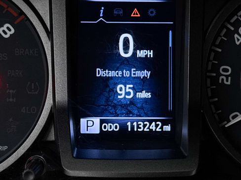 Used 2021 Toyota Tacoma TRD Sport w/ Technology Package RWD image 35